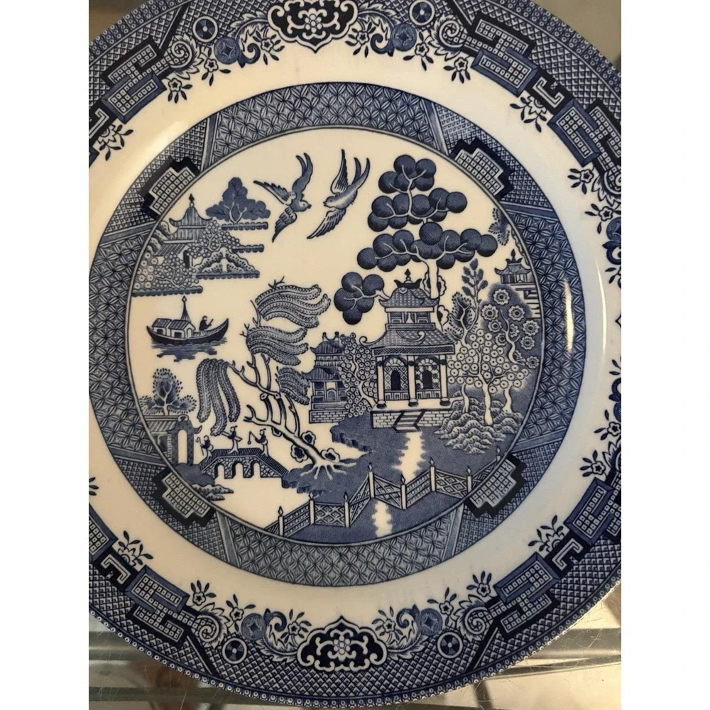 Churchill England Blue Willow Dinner Plate 10